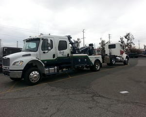 Images R & R Towing