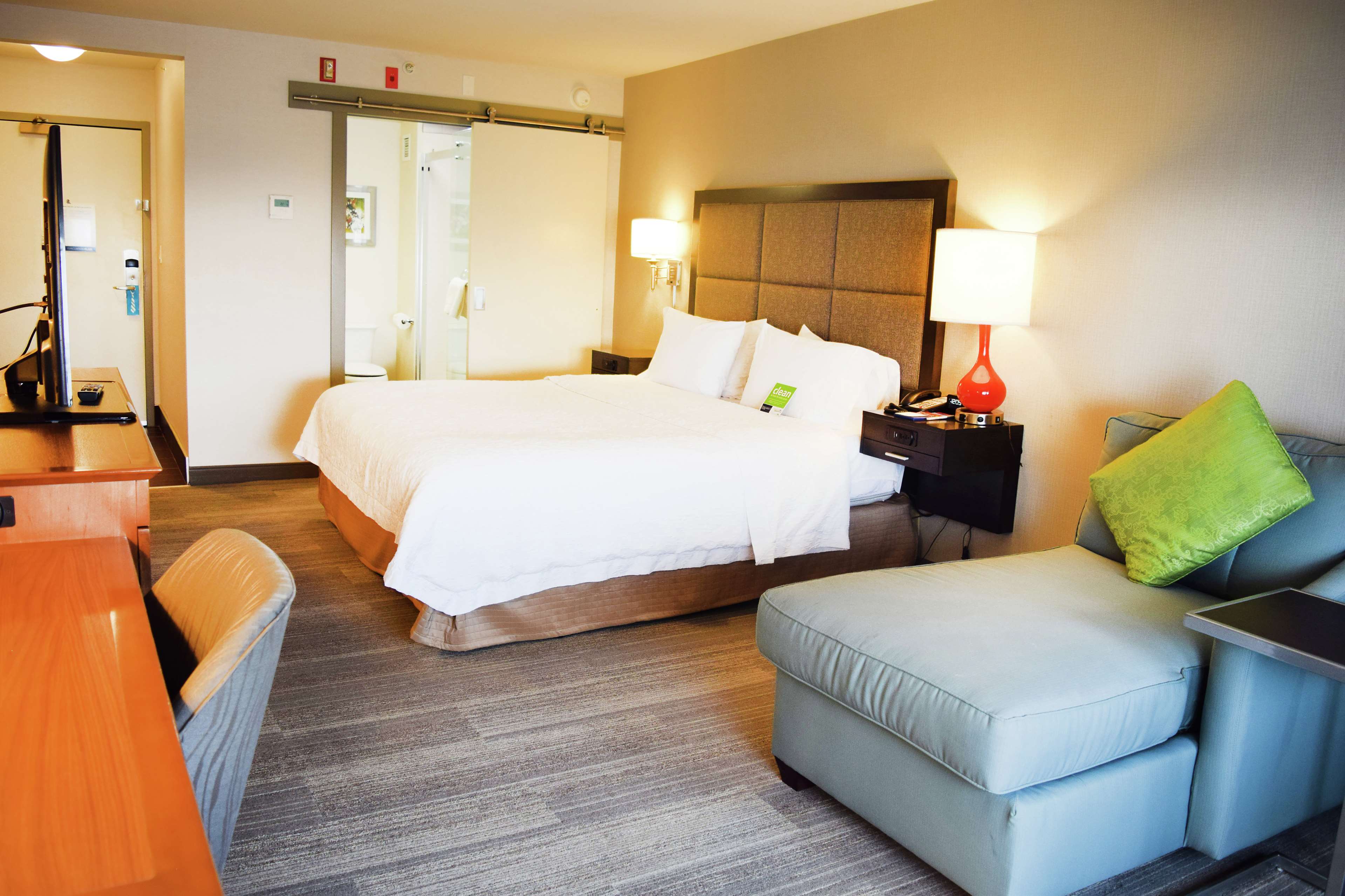 Images Hampton Inn & Suites By Hilton Calgary- University Northwest