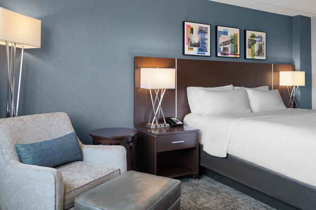 Images Holiday Inn Sioux Falls-City Centre by IHG
