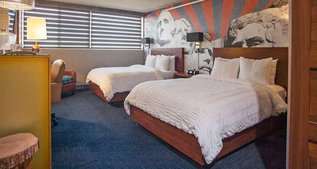 Dakota Two Queen Guest Room The Rushmore Hotel & Suites, BW Premier Collection Rapid City (605)348-8300