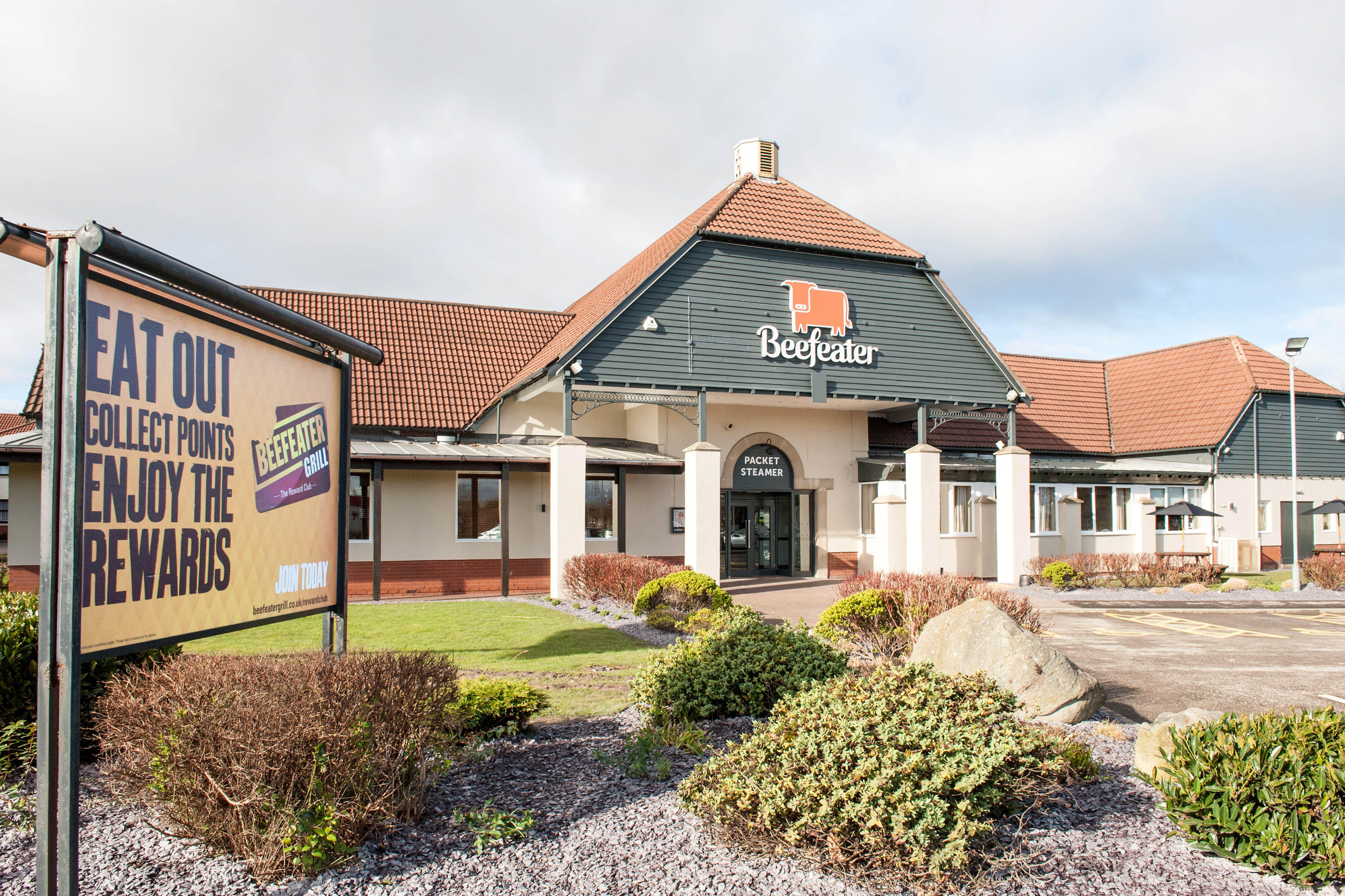 Beefeater restaurant Premier Inn Liverpool North hotel Netherton 03333 211236