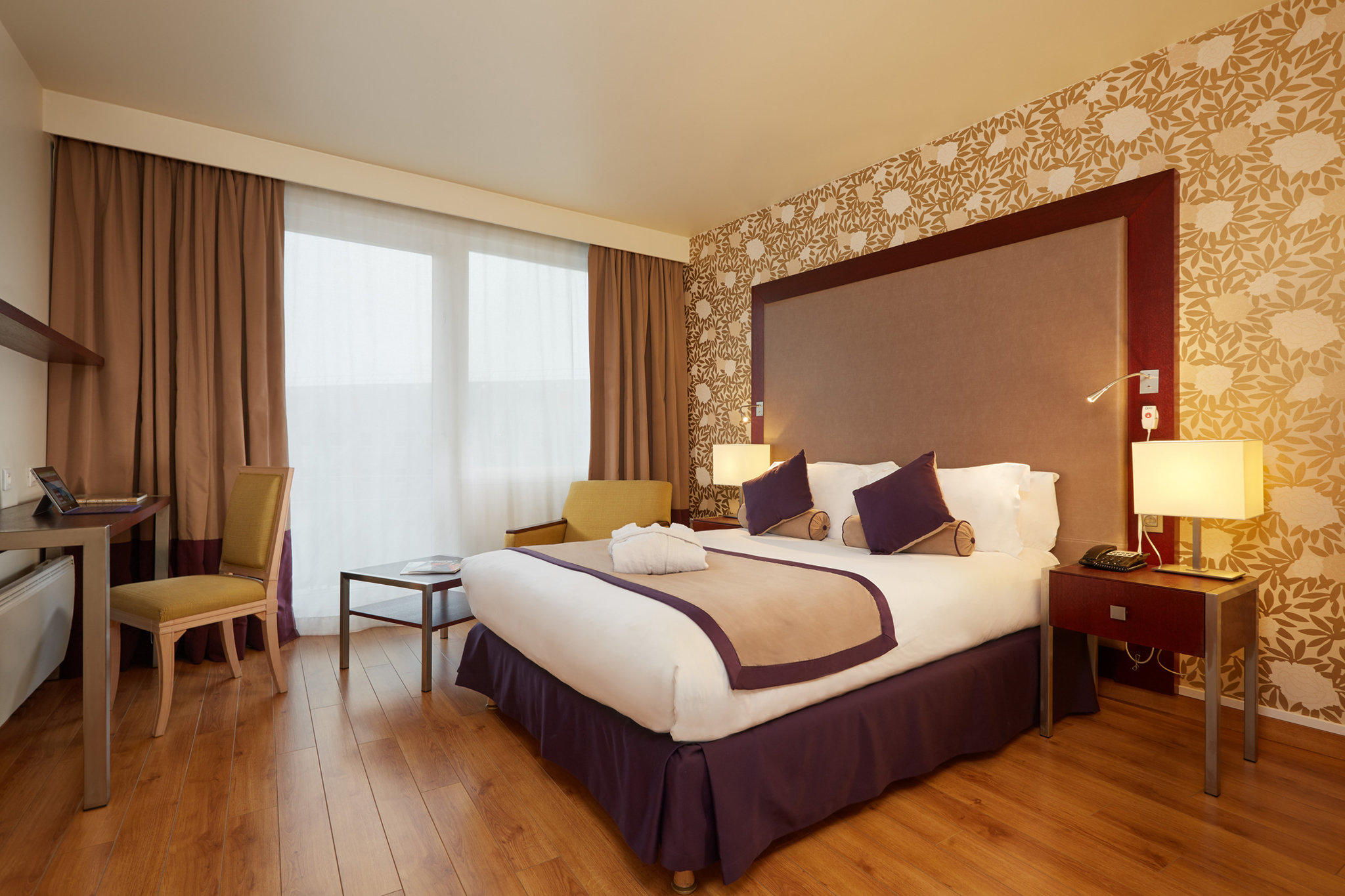 Crowne Plaza Paris - Charles de Gaulle in Roissy-en-France ...