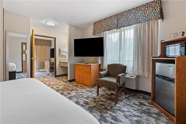 Images Best Western Ambassador Inn & Suites