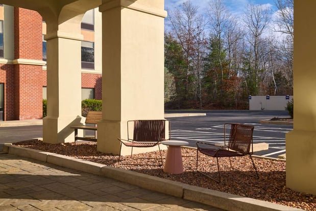 Images Hampton Inn & Suites Providence/Smithfield