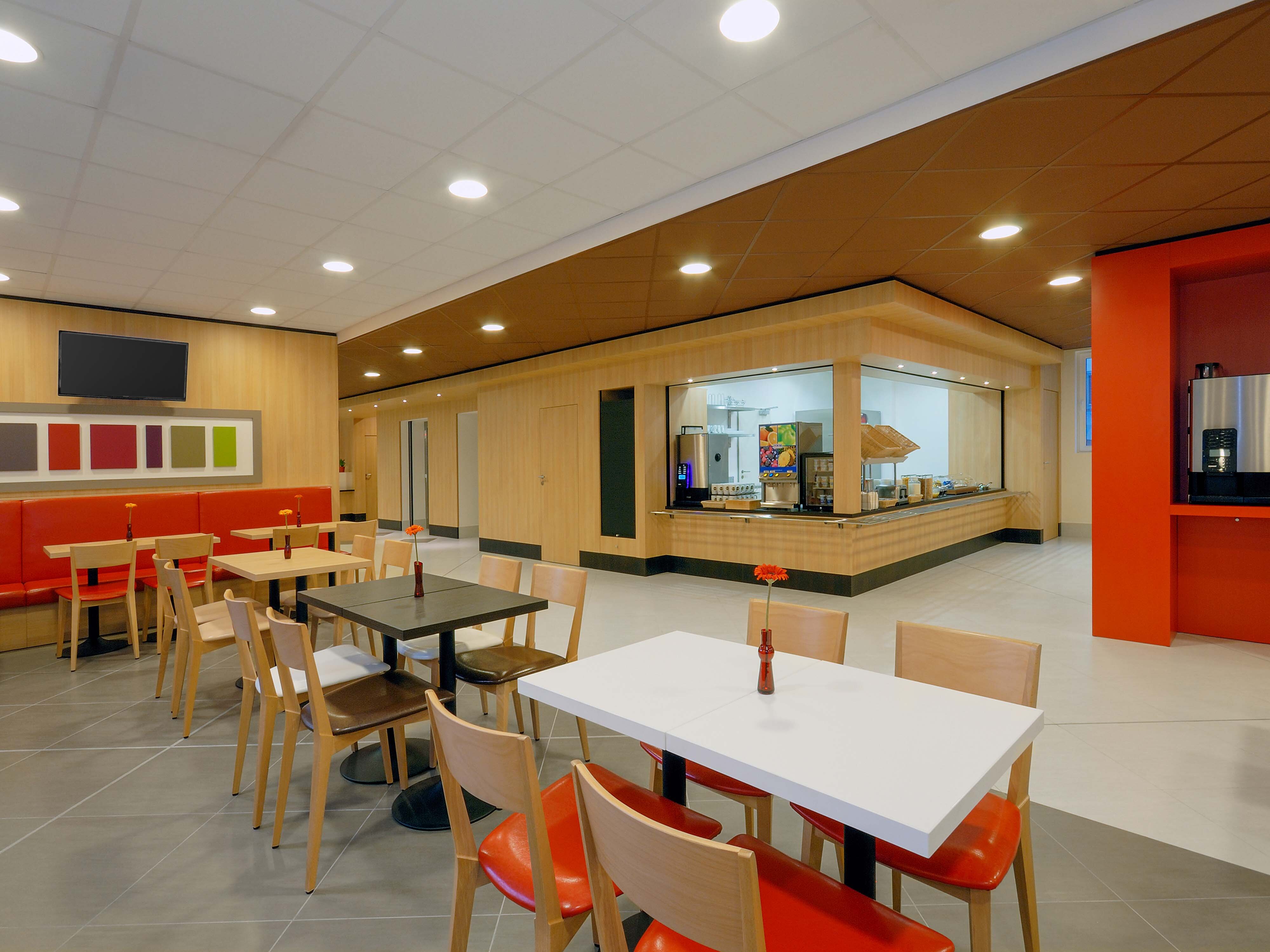 B&B HOTEL Prague-City