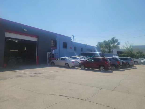 Images Ray's Travelers Auto Body
