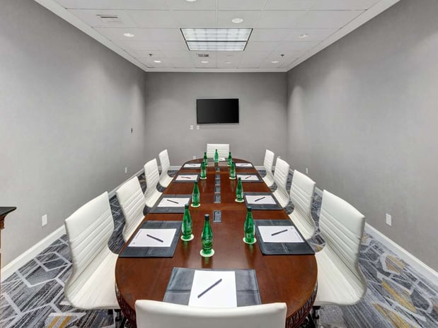Images DoubleTree by Hilton Hotel Wichita Airport