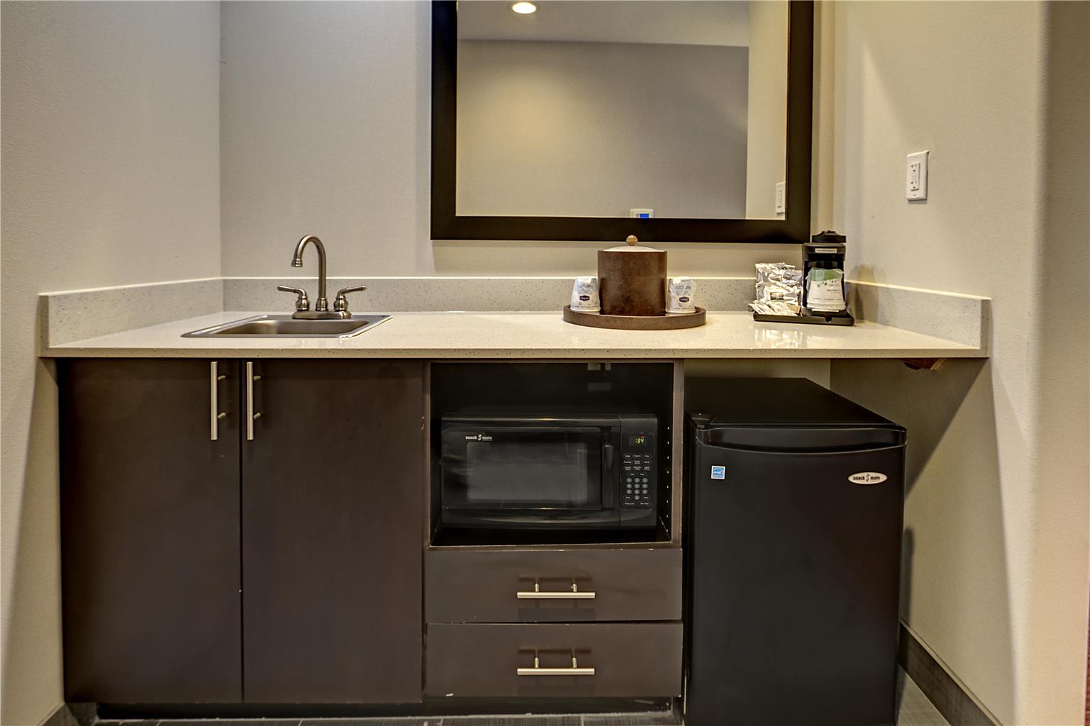 Guest room