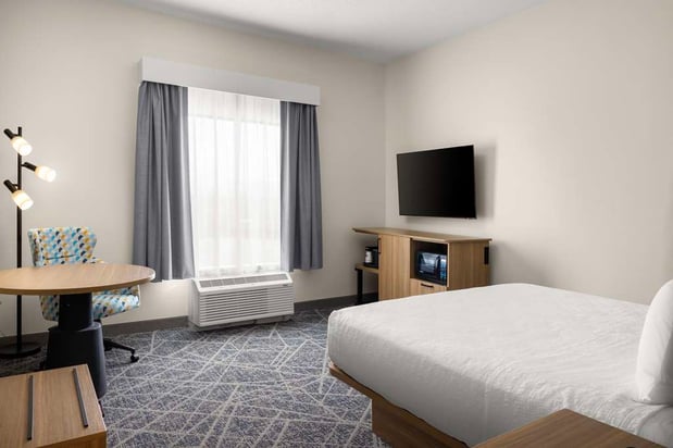 Images Hampton Inn & Suites Moline-Quad City Int'l Aprt