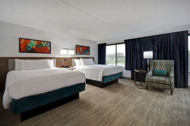 Images Hilton Garden Inn Detroit Metro Airport