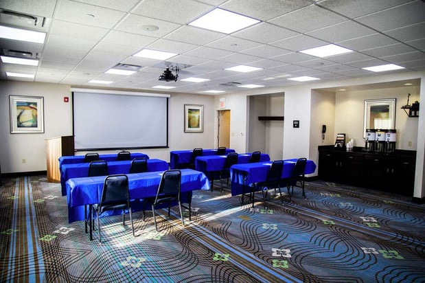 Images Hampton Inn & Suites Sharon