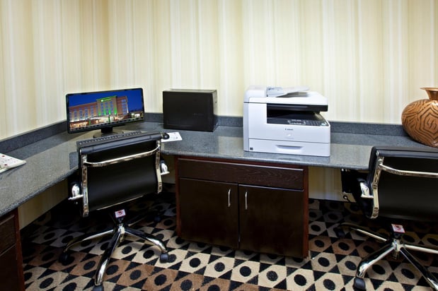 Images Holiday Inn Louisville Airport South by IHG