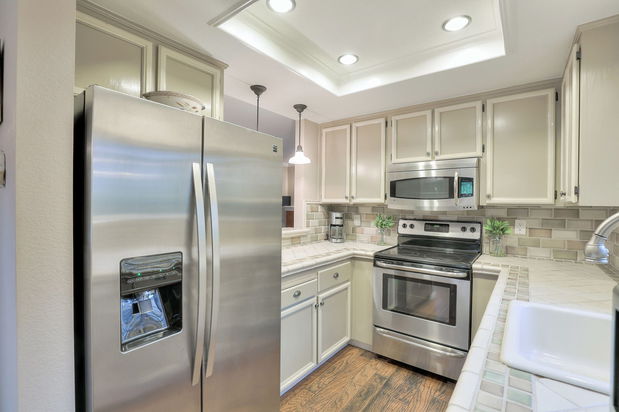 Images Monica Betancur, REALTOR | Compass