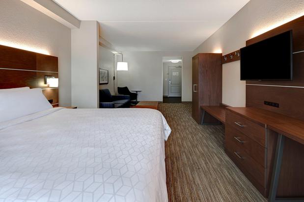Images Holiday Inn Express & Suites Smyrna-Nashville Area by IHG