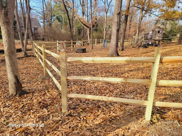 Images Superior Fence & Rail
