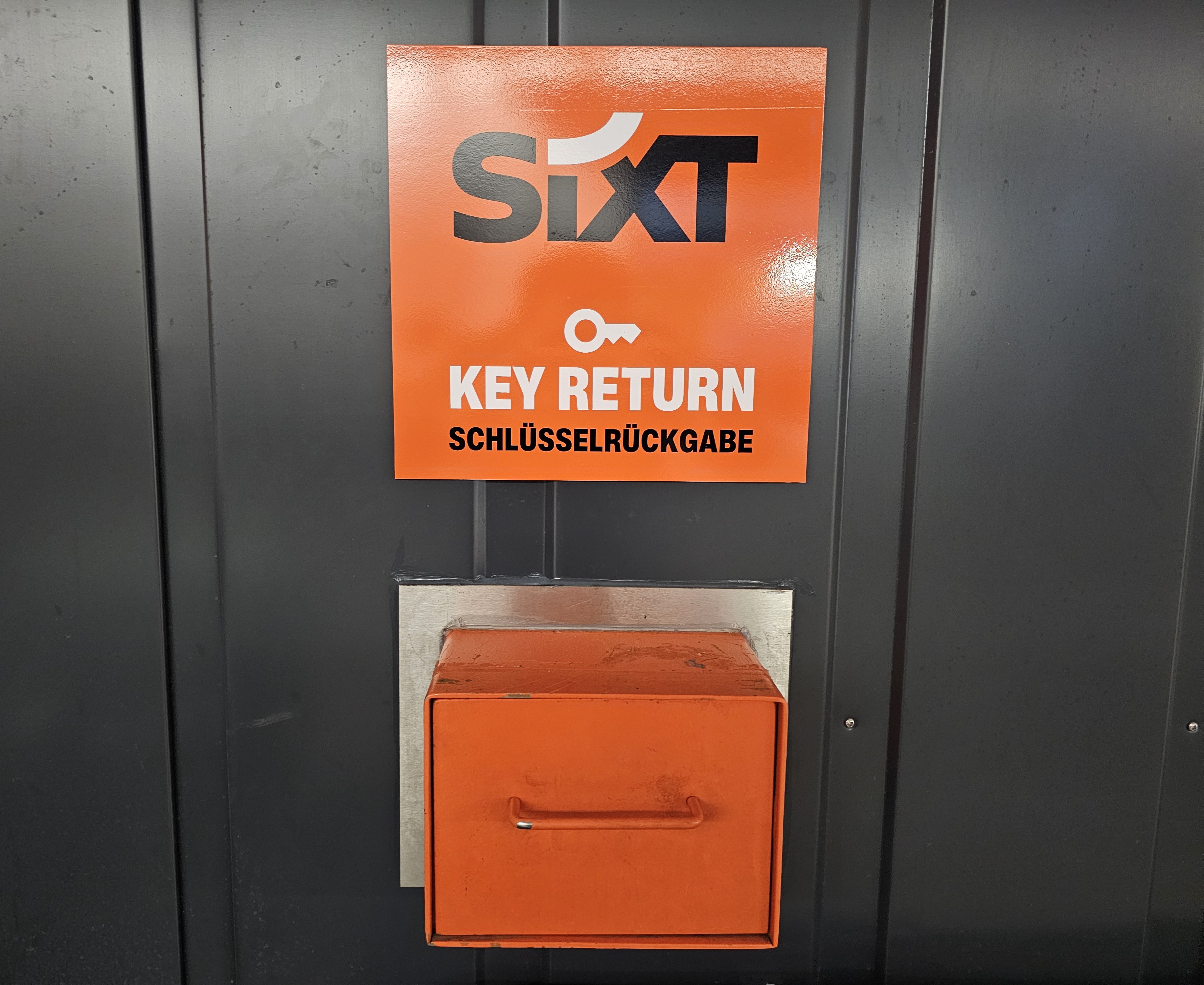 SIXT Autovermietung Köln City/Hilton am Dom, Marzellenstr. 13-17 in Köln