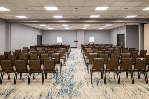 Images Holiday Inn Portland - Columbia Riverfront by IHG