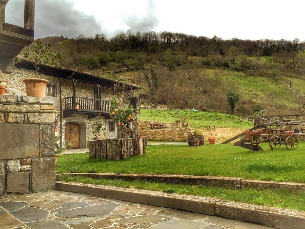 Casona De El Castañiu