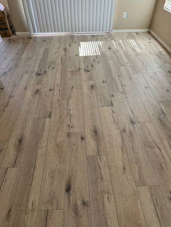 Images Grizzly's Discount Flooring
