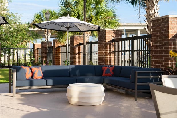Images Hilton Garden Inn Charleston Waterfront/Downtown