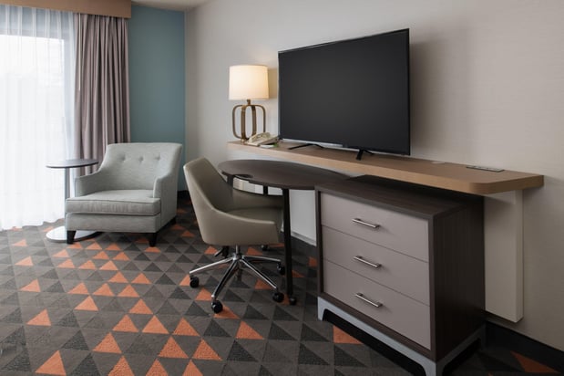 Images Holiday Inn Portland - Columbia Riverfront by IHG