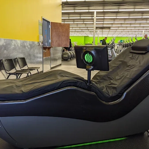 10GYM Owasso is your affordable fitness center in Owasso, OK. Open 24/7 with premium equipment, group fitness, tanning, hydromassage, Kids Fun Zone childcare, and personal training.