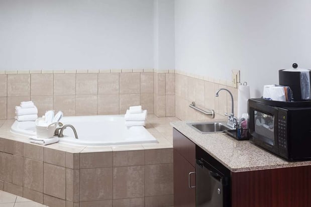 Images Hampton Inn & Suites Oklahoma City-Bricktown