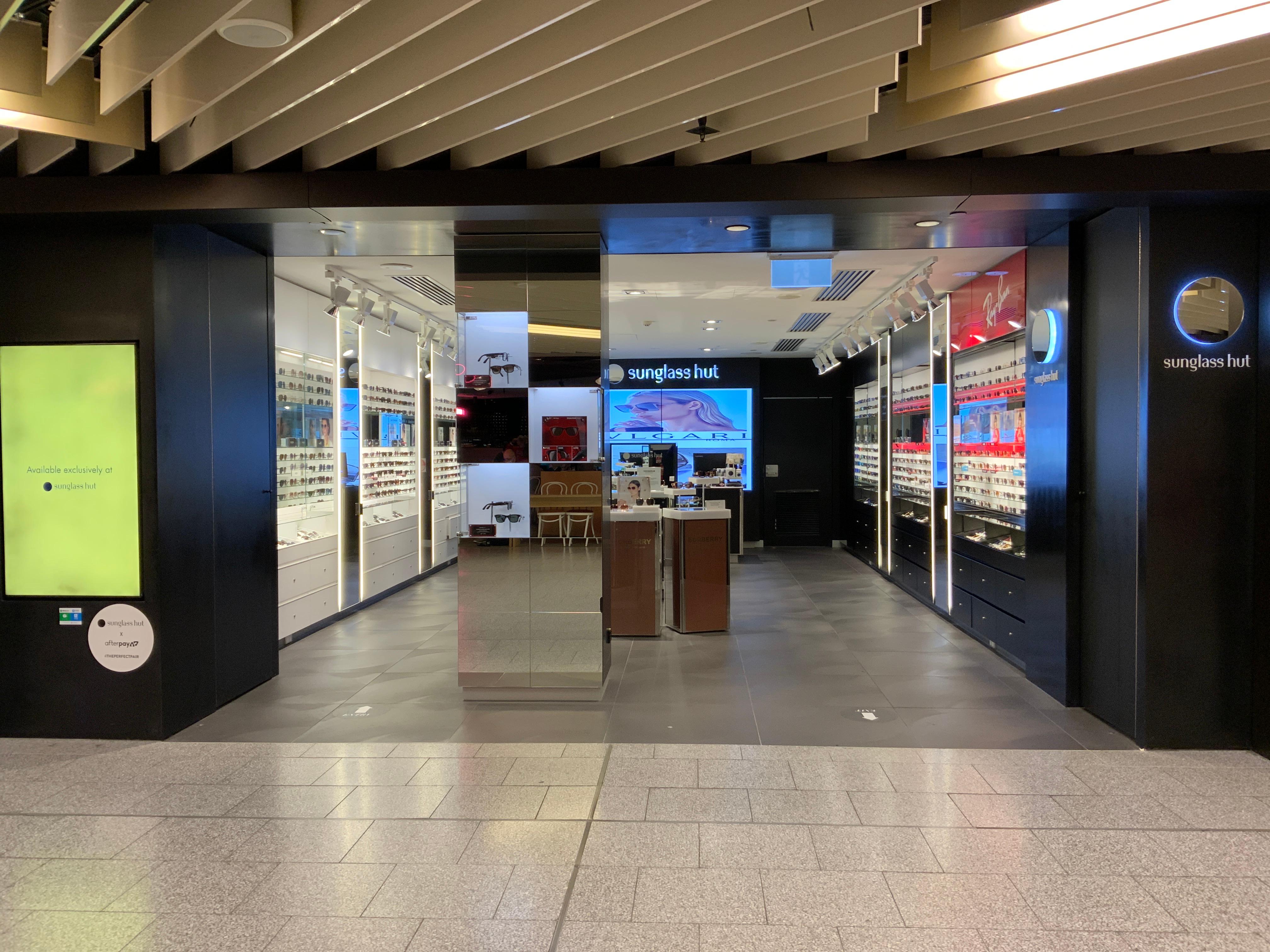 Images Sunglass Hut Melbourne International Airport T2