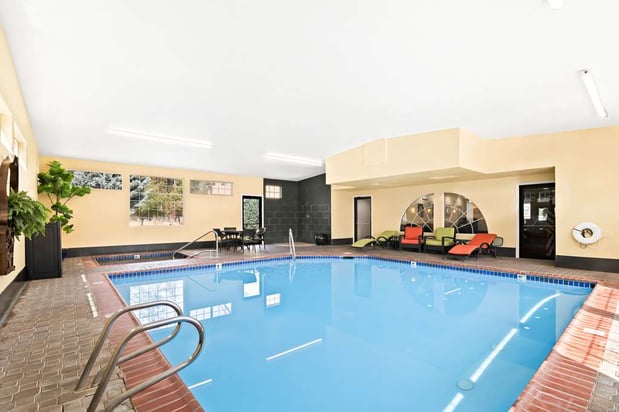 Images Best Western Newberry Station