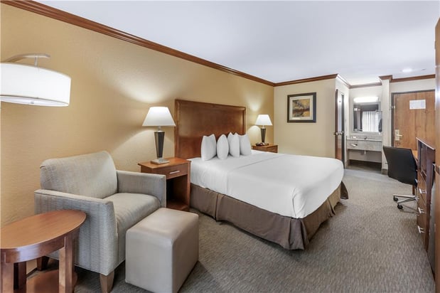 Images Best Western Plus Atrium Inn