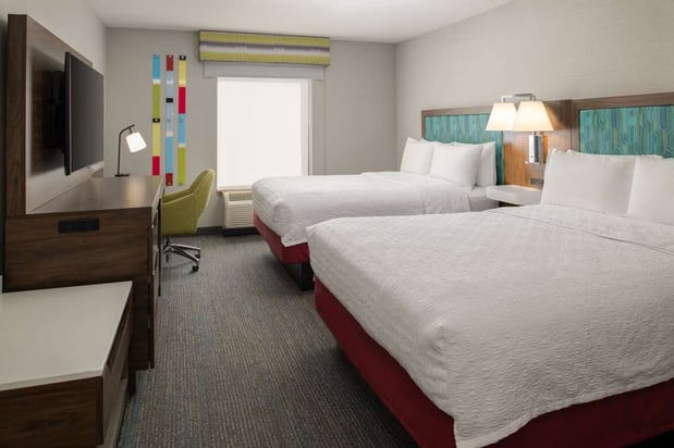 Images Hampton Inn & Suites Seattle-Airport/28th Ave