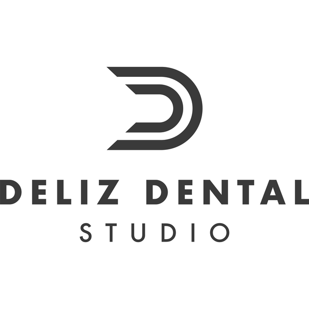Deliz Dental Studio Logo