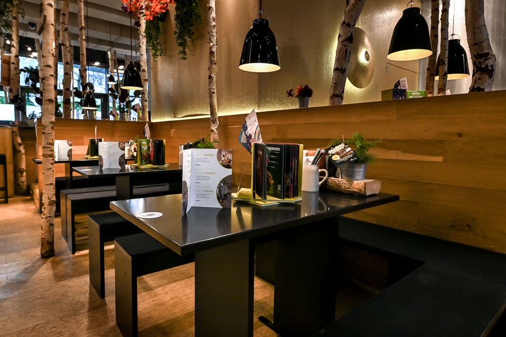 HANS IM GLÜCK - STUTTGART Caleido, Tübinger Straße 41-43 in Stuttgart