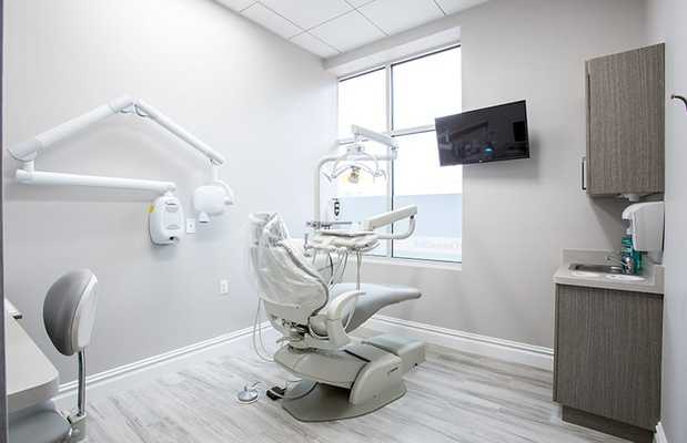 Images Dental365 – West Islip