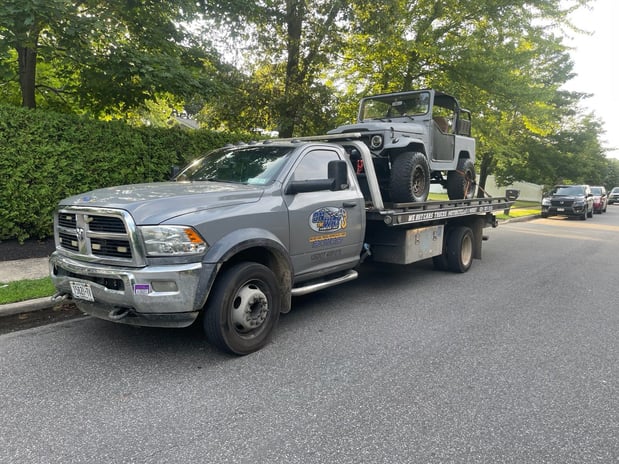 Images On The Way Towing