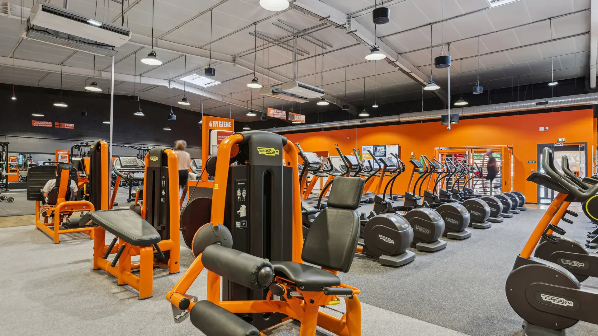 Images Basic-Fit 24/7