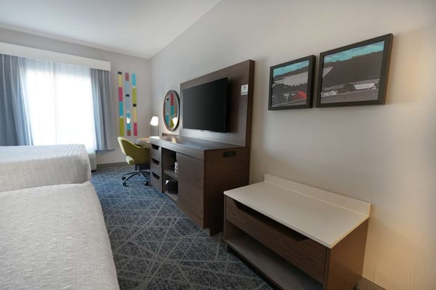 Images Hampton Inn & Suites Tulsa/Central