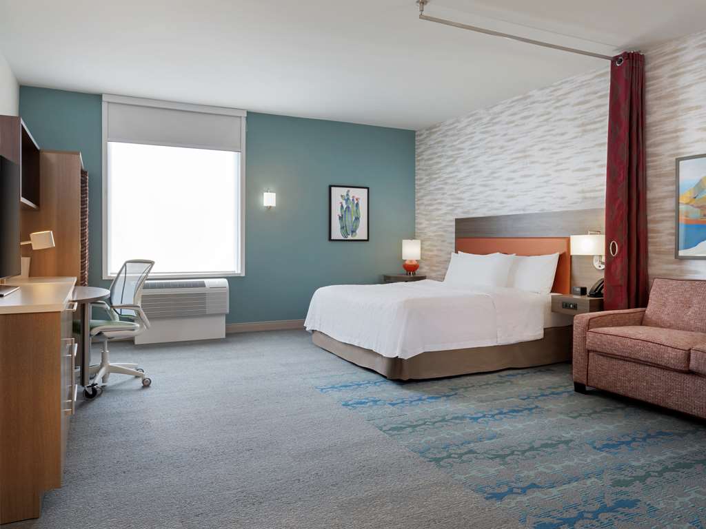 Guest room
