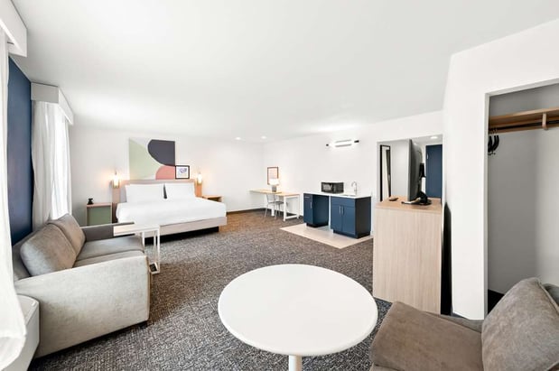 Images Spark by Hilton Branson Meadows