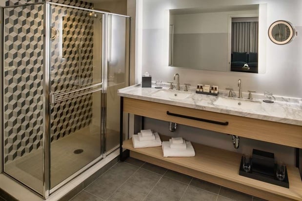 Images The Duniway Portland, a Hilton Hotel