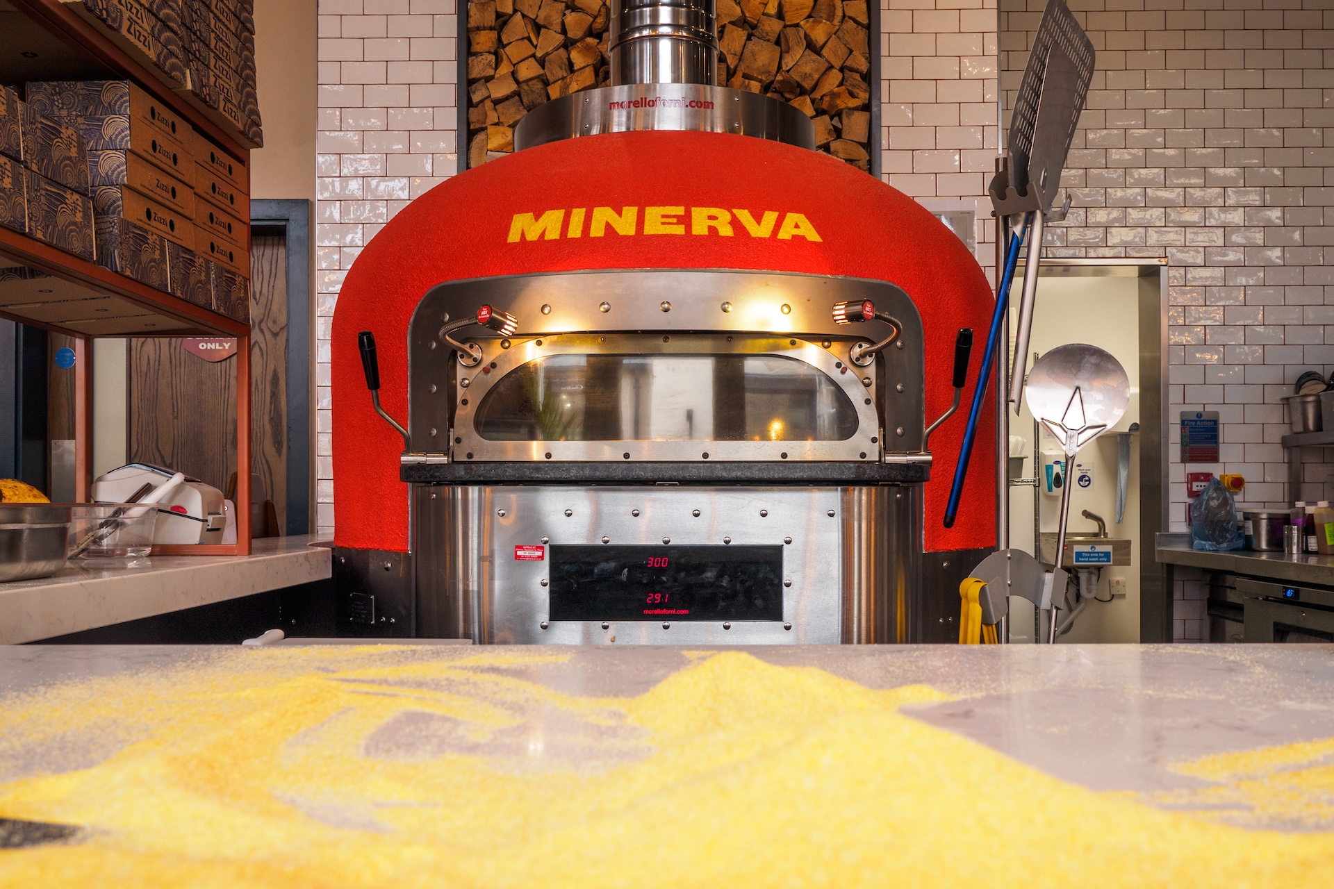 Zizzi Cotswolds Outlet, Kitchen Oven
