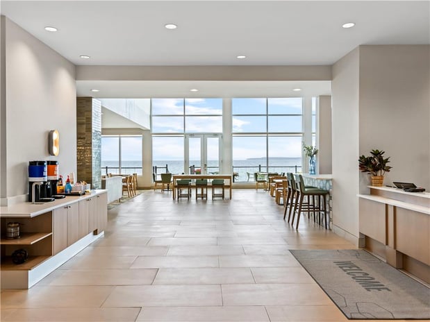 Images Hampton Inn St Ignace Lakefront Mackinac