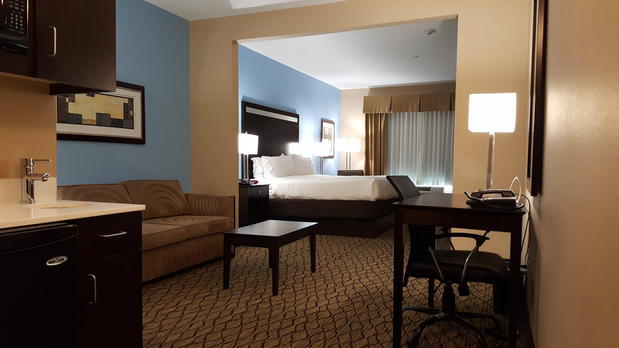 Images Holiday Inn Express & Suites Atascocita - Humble - Kingwood by IHG