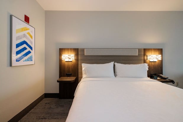 Images Holiday Inn Express & Suites Berkeley by IHG