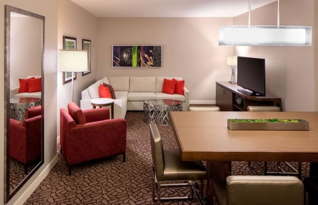 Images Hilton Garden Inn Downtown Dallas