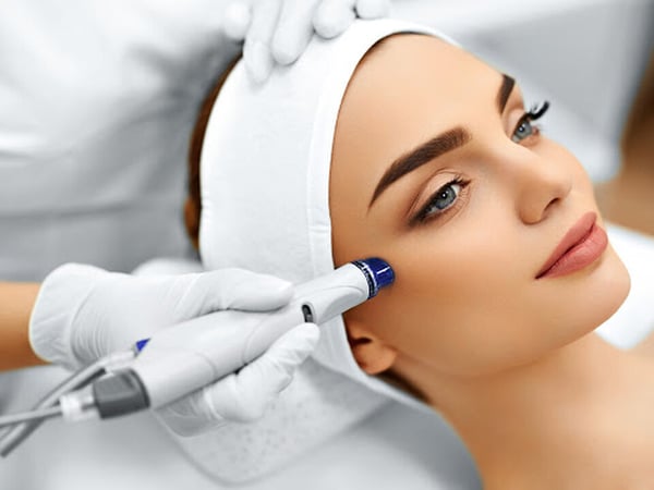 Bilder Soft Skin Hamburg  Laserstudio, Kryolipolyse, Microneedling, Anti Aging