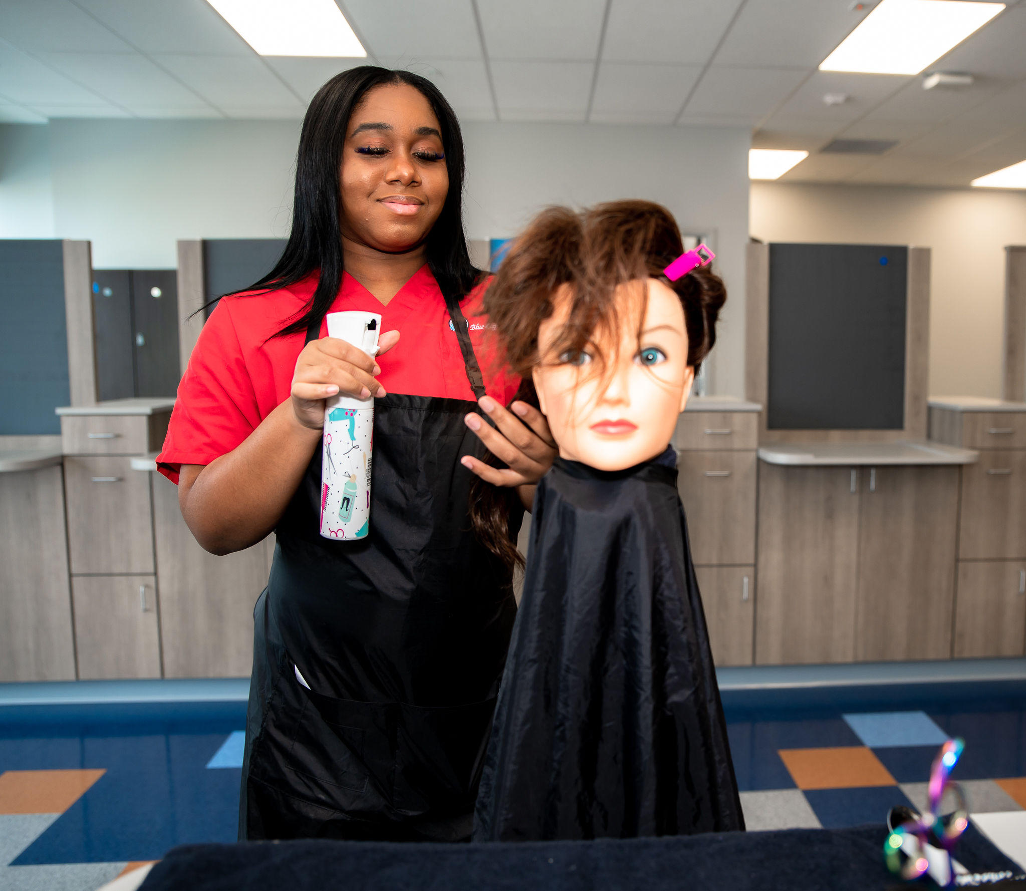 Through our hands-on training modules and industry-current classes taught by experienced instructors, you could take your cosmetology skills to the next level. Our simulated student salons will give you hands-on training in hair, nails, skin, multicultural techniques, hair cutting and coloring, and makeup techniques.