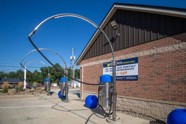 Images Star-Brite Car Wash