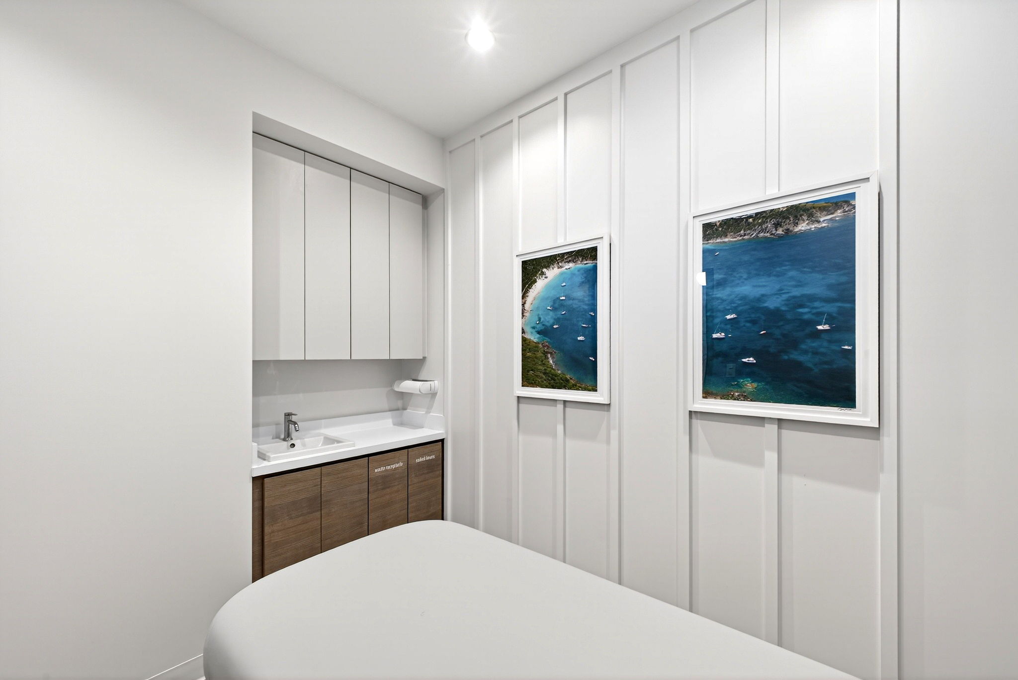 SUGARED + BRONZED La Jolla Sugaring Room