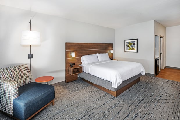 Images Holiday Inn Express & Suites Tulsa S Broken Arrow Hwy 51 by IHG